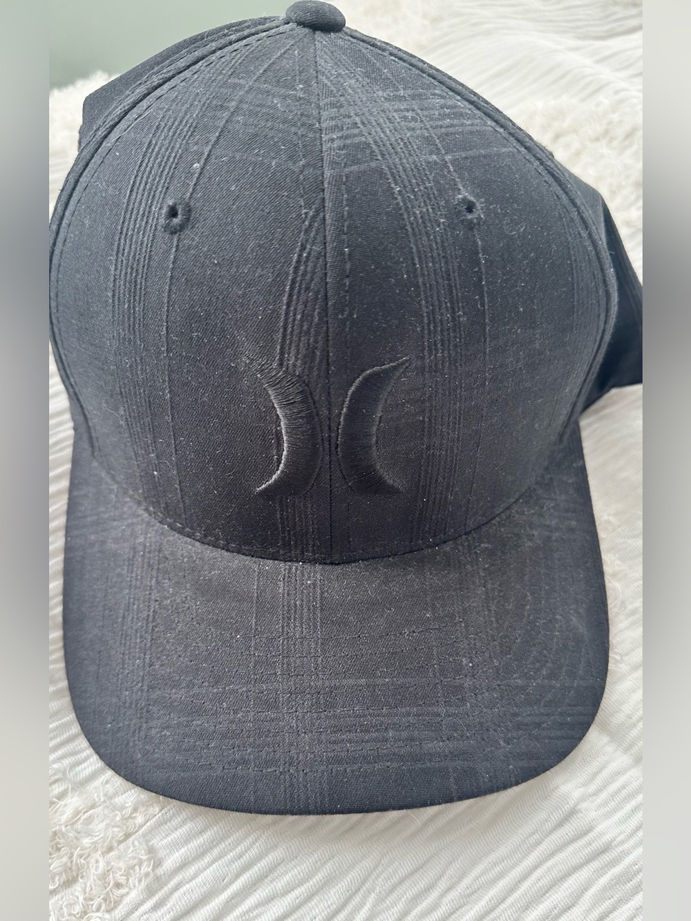 Hurley Black Flexfit Curved Brim Cap